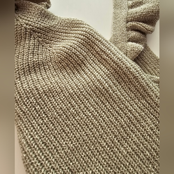 The Heart - Sweater Tank - Sage Green - Size Medium NWT - Picture 4 of 4